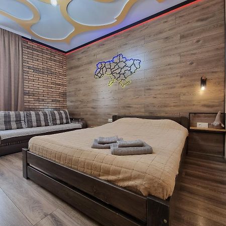 Petropavlivska Apartment Тиха Вуличка В Центрі Старого Міста 카미야네치포딜시키 외부 사진